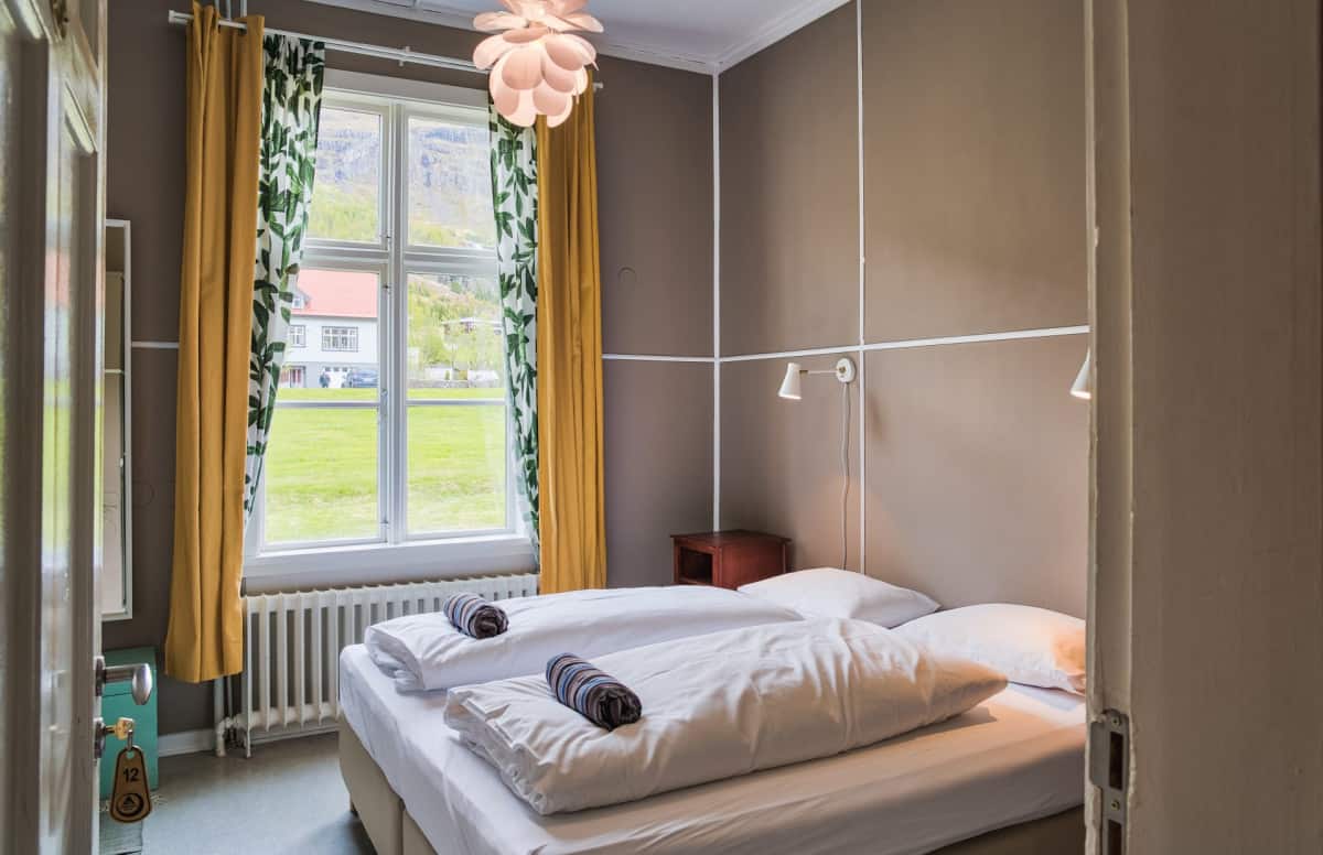 Basic - Hafaldan Hostel doubletwin-w.-private-5