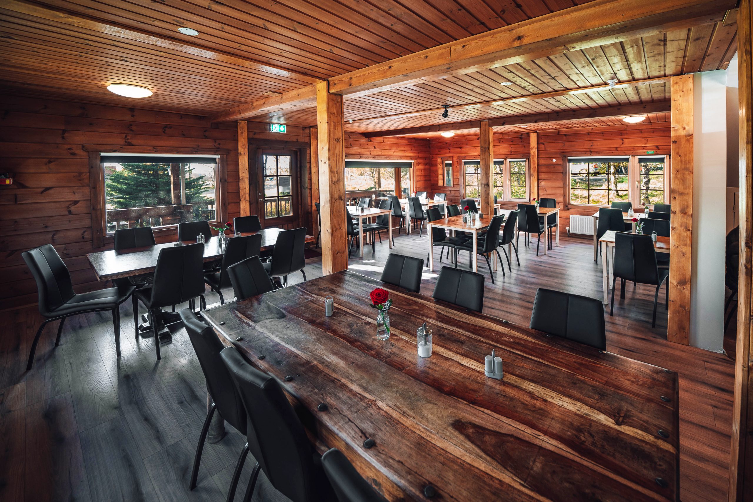 Standard - Blue Vacation - breakfast room