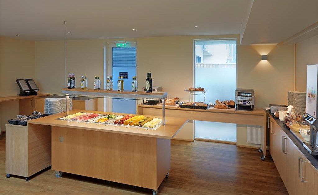 Standard - Hotel Klettur - breakfast