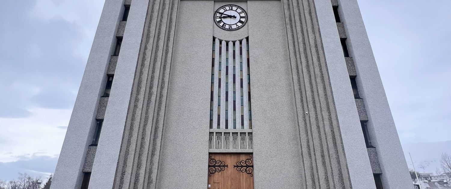 Kirche von Akureyri Kirche von Akureyri