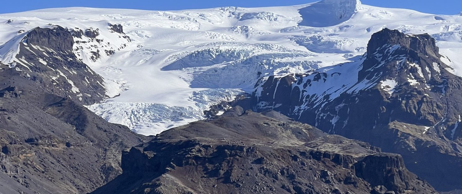 Umgebung Hvannadalshnúkur (2.119m) Umgebung Hvannadalshnúkur (2.119m)