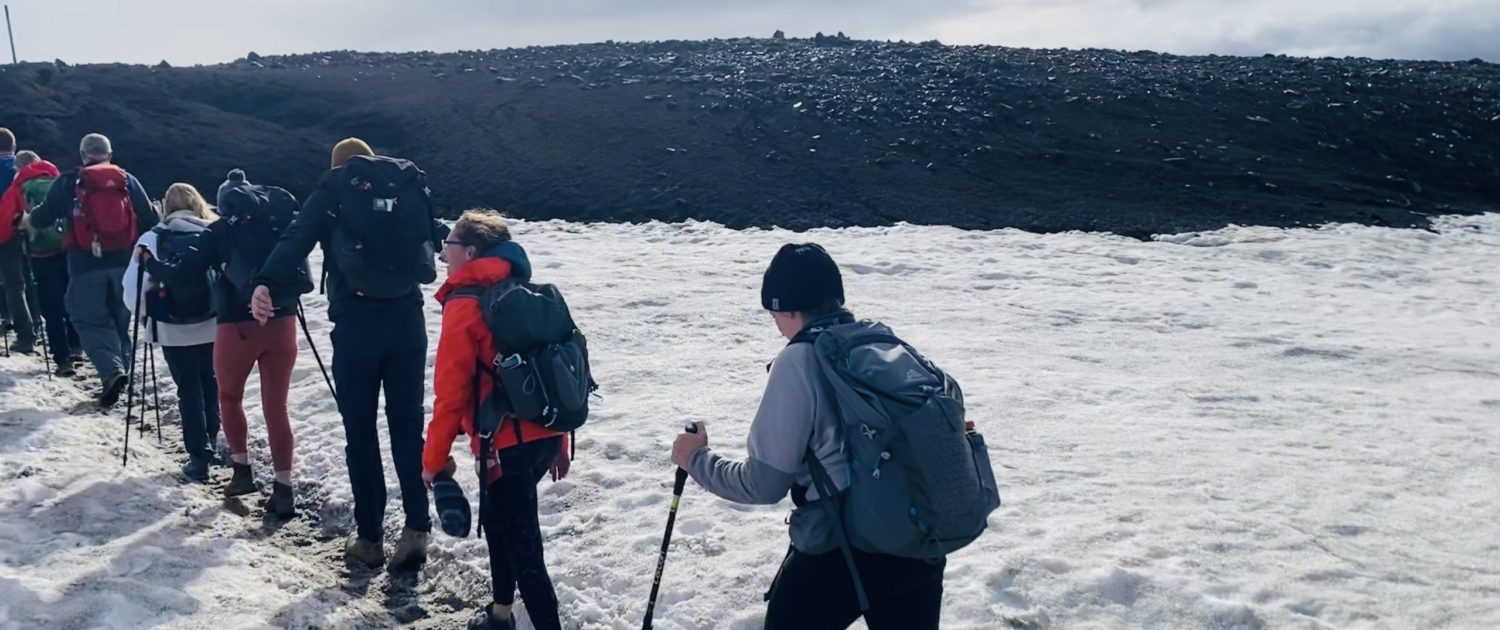 Laugavegur Gruppenreise Anna Rottier - 1 Aug - Wanderung durch den Schnee