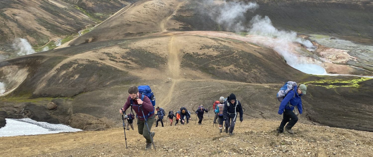 Laugavegur Gruppenreise Anna Rottier - 28. Juli - Gruppe auf den Berg