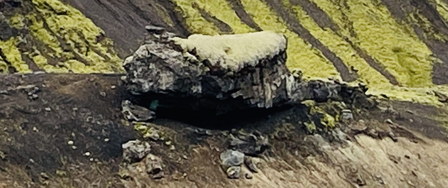 Laugavegur Gruppenreise Anna Rottier - 29. Juli - Lava auf dem Weg