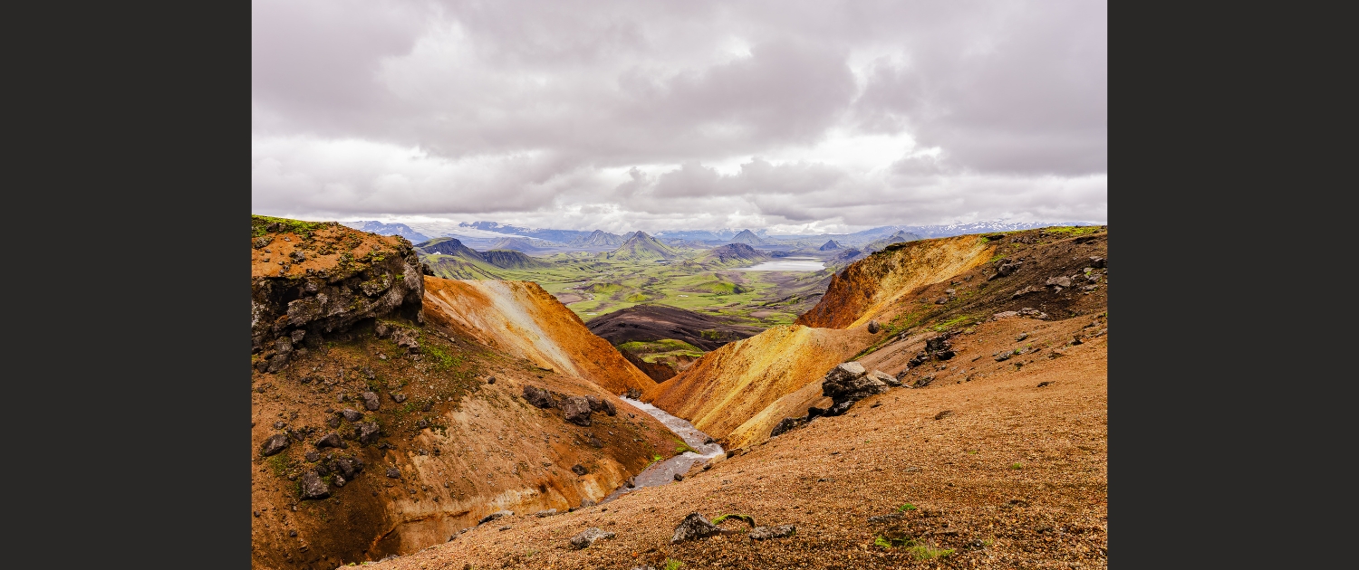 Bas en Jasmijn van Slingerland - Uitzicht Landmannalaugar, IJsland
